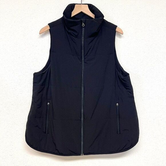 Torrid Black Puffer Vest - See Measurements - Picture 1 of 5